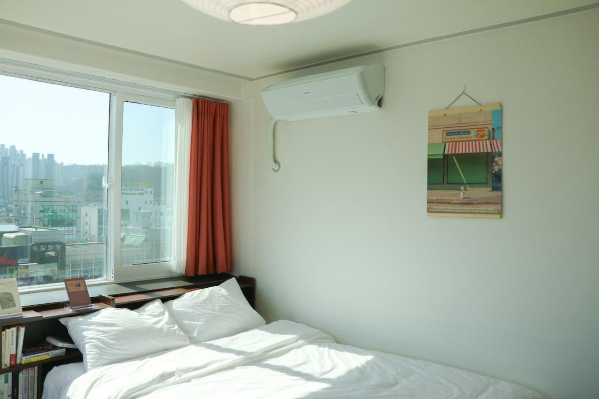 Apartment Sans Stay, Free Wine, Projector, 3min Station Seoul