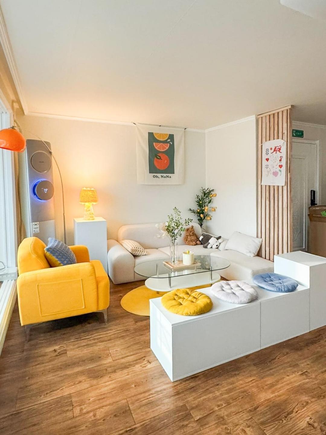 Sans Stay, Free Wine, Projector, 3min Station Apartment