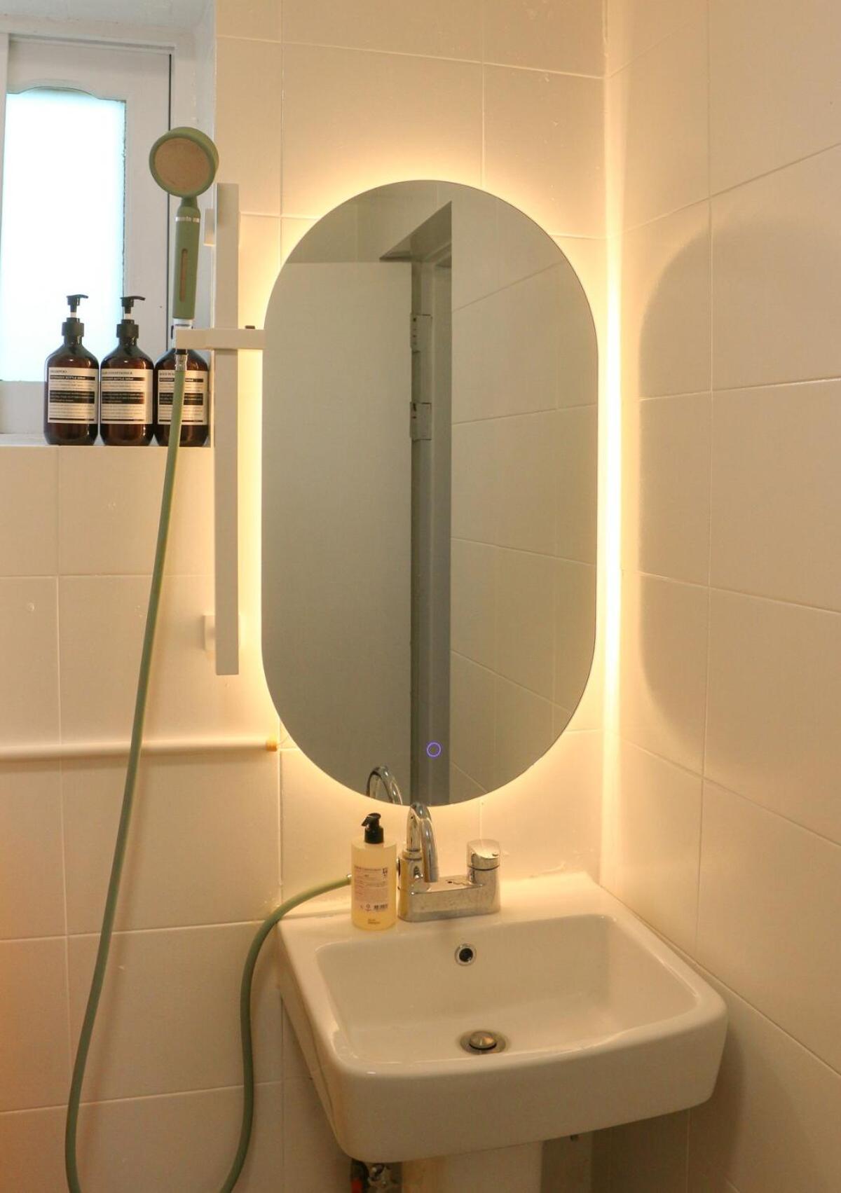 Sans Stay, Free Wine, Projector, 3min Station Apartment Seoul